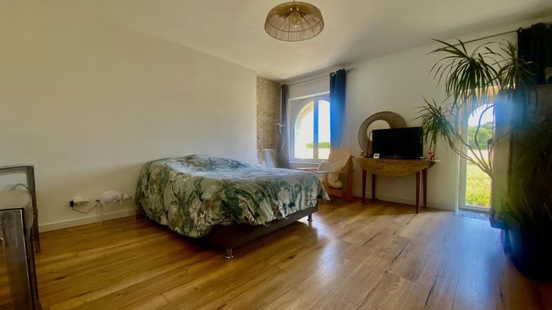 Maison - 200 m² - 7 pièces