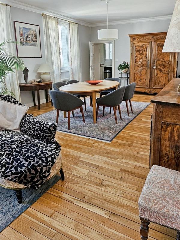 Appartement - 194 m² - 8 pièces