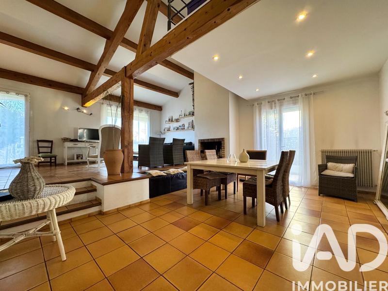 Maison - 135 m² - 5 pièces
