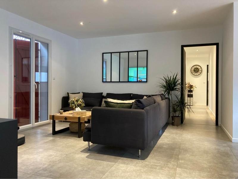 Maison - 92 m² - 5 pièces