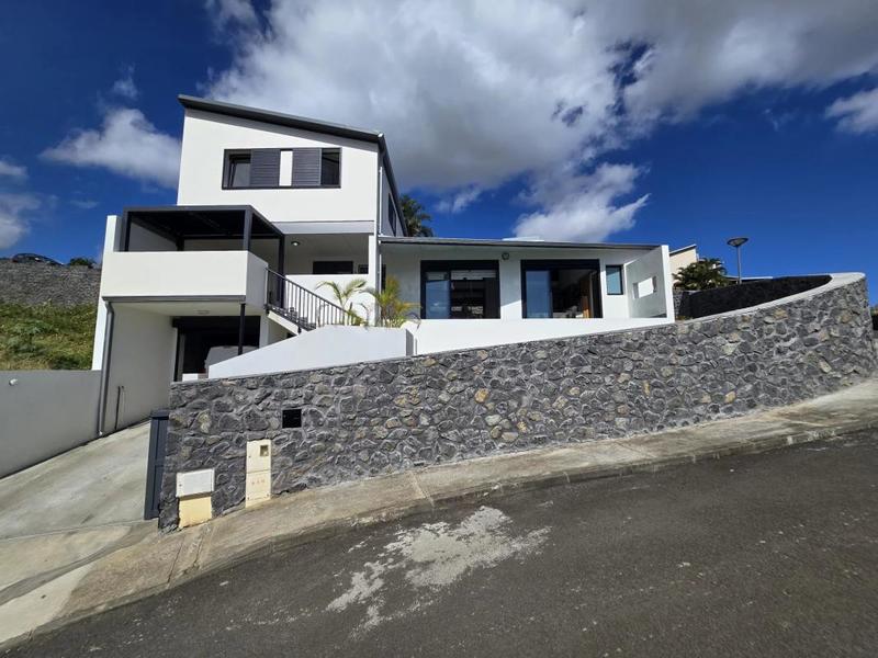 Villa - 108 m² - 4 pièces