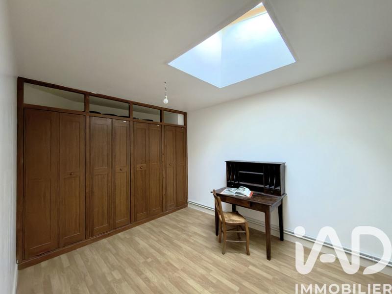 Maison - 200 m² - 7 pièces