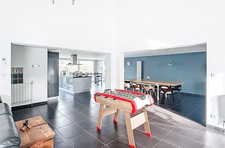 Villa - 320 m² - 7 pièces