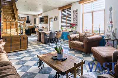 Maison - 185 m² - 8 pièces