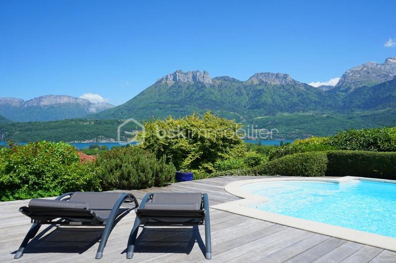 Demeure - 234 m² - 6 pièces