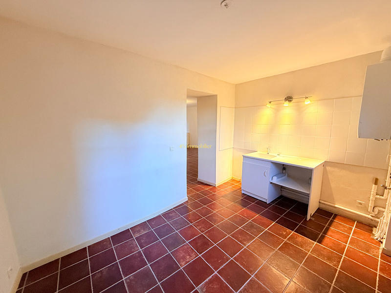 Appartement - 75 m² - 3 pièces