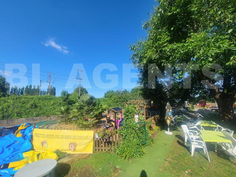 Local d'activités - 626 m² - 3 pièces