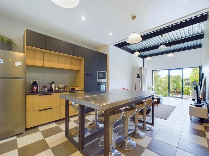 Appartement ancien - 126 m² - 4 pièces