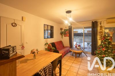 Maison - 141 m² - 8 pièces