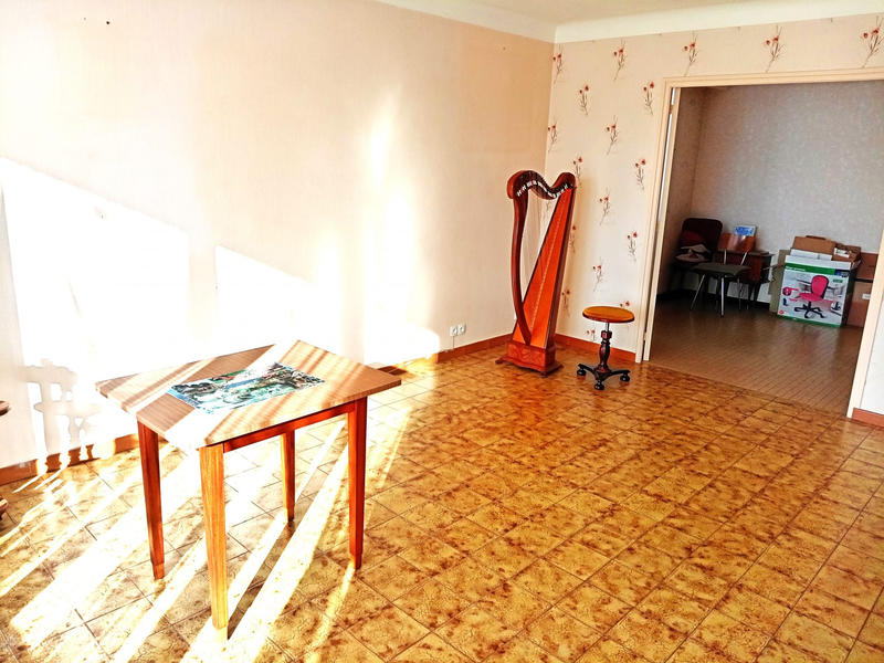 Maison - 93 m² - 5 pièces