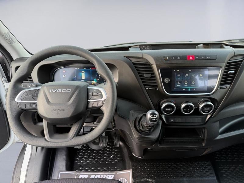 Iveco Daily V (3) Fourgon 35s14 12m3 7pl