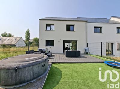 Maison - 103 m² - 5 pièces