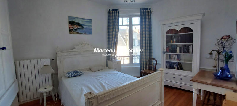 Maison - 141 m² - 8 pièces