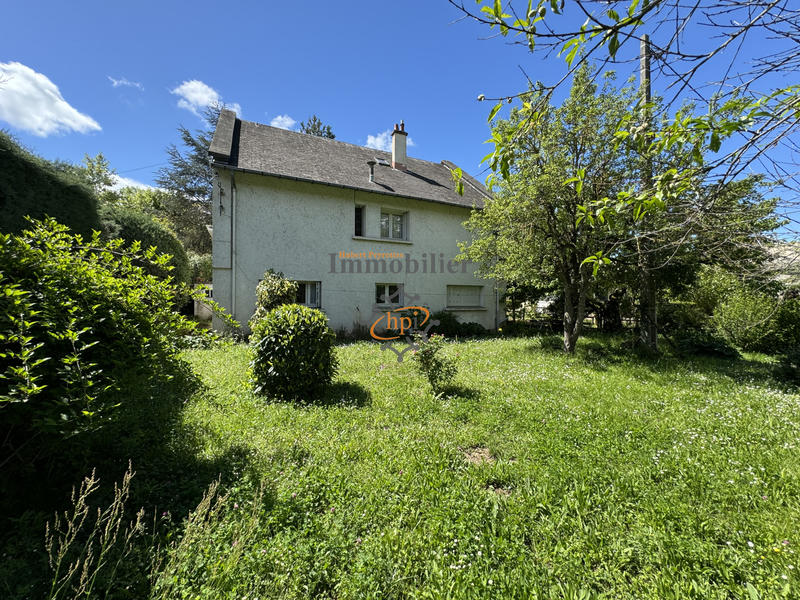 Maison - 170 m² - 8 pièces