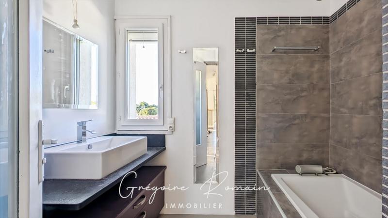 Maison - 128 m² - 6 pièces