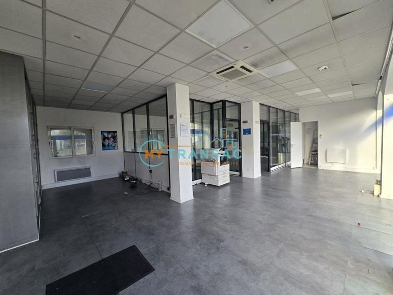 Local commercial - 81 m²