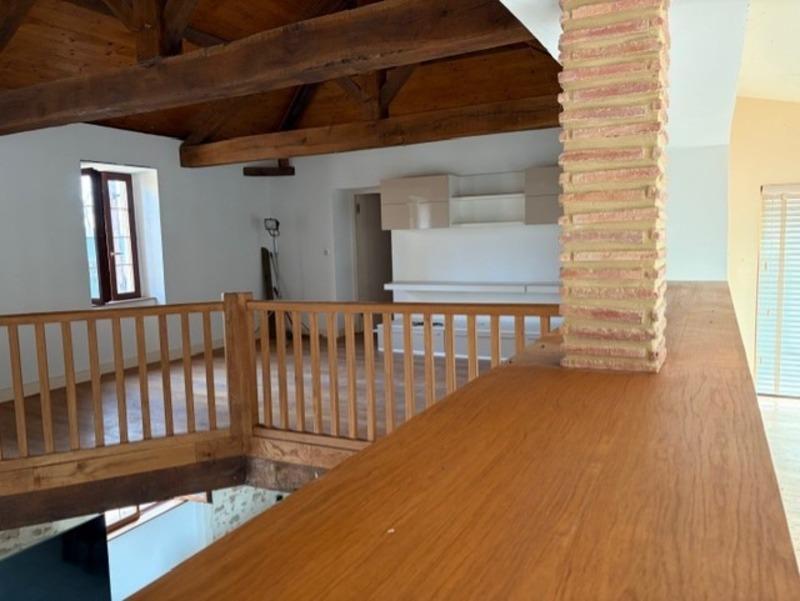 Maison - 300 m² - 7 pièces