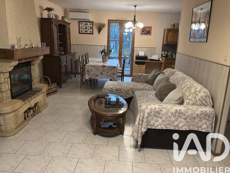 Maison - 90 m² - 4 pièces