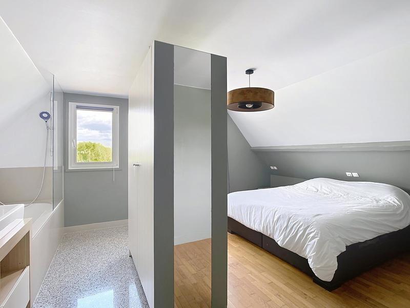 Maison - 266 m² - 8 pièces