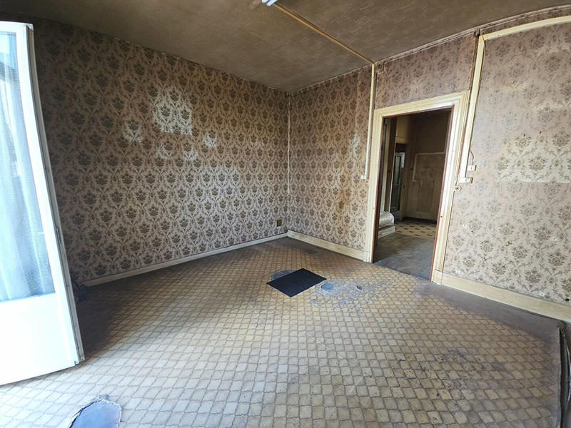 Maison - 92 m² - 5 pièces