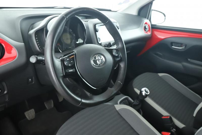 Toyota Aygo 1.0 Vvt-i X-Play 5p 72 ch