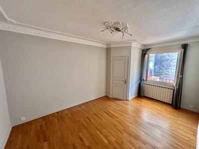 Appartement - 96 m² - 3 pièces