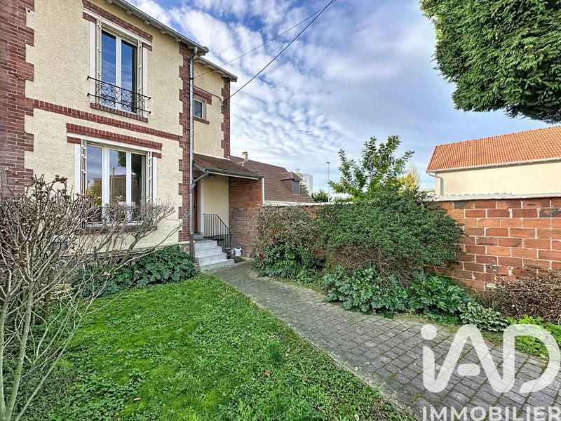 Maison - 86 m² - 4 pièces