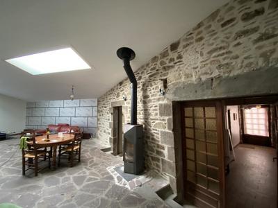 Maison - 899 m² - 15 pièces