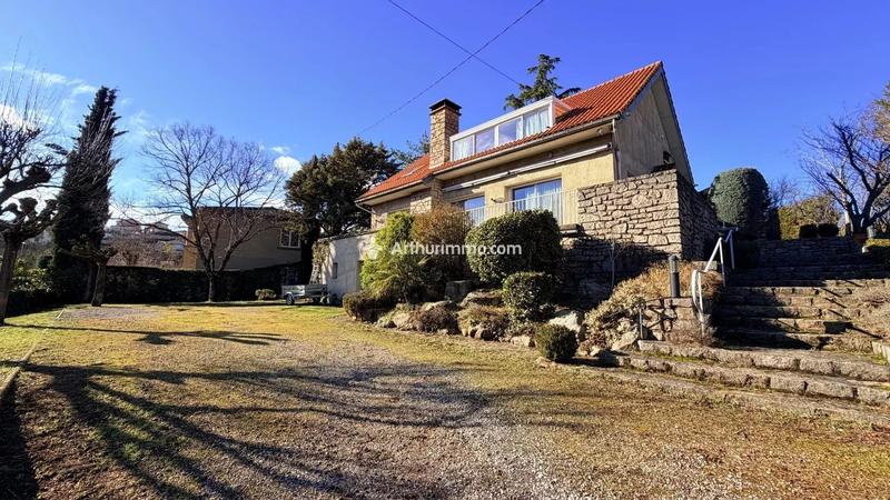 Maison - 149 m² - 7 pièces