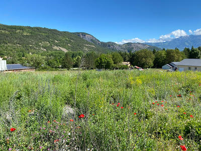 Terrain - 707 m²