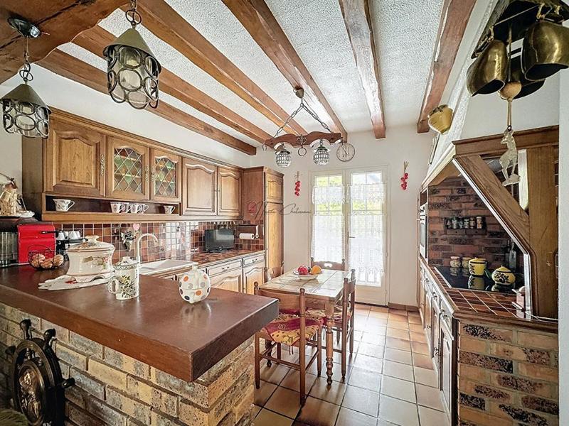 Maison - 195 m² - 8 pièces