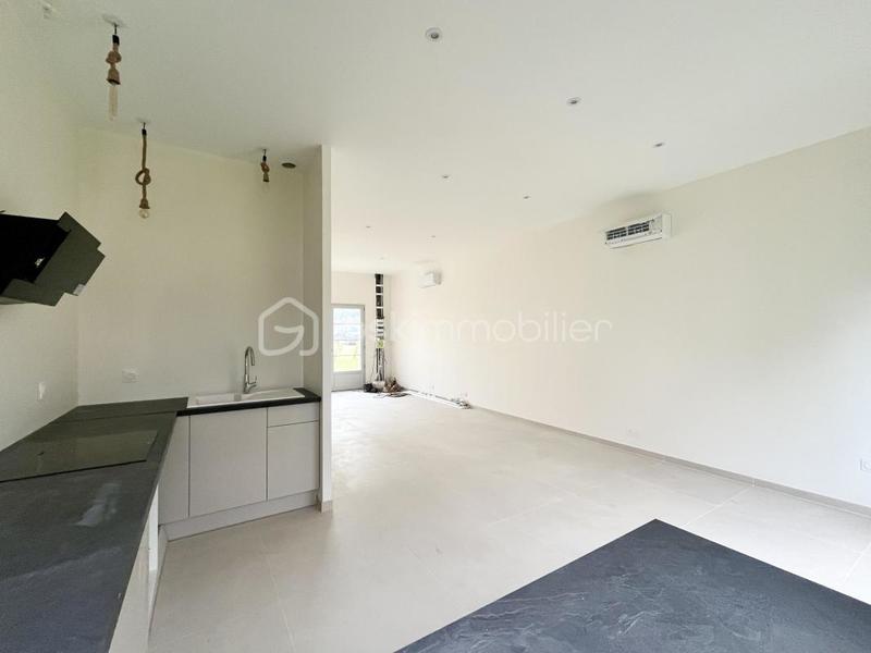 Maison - 88 m² - 4 pièces