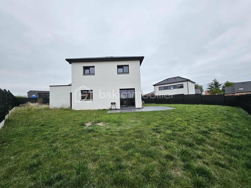 Maison - 110 m² - 5 pièces