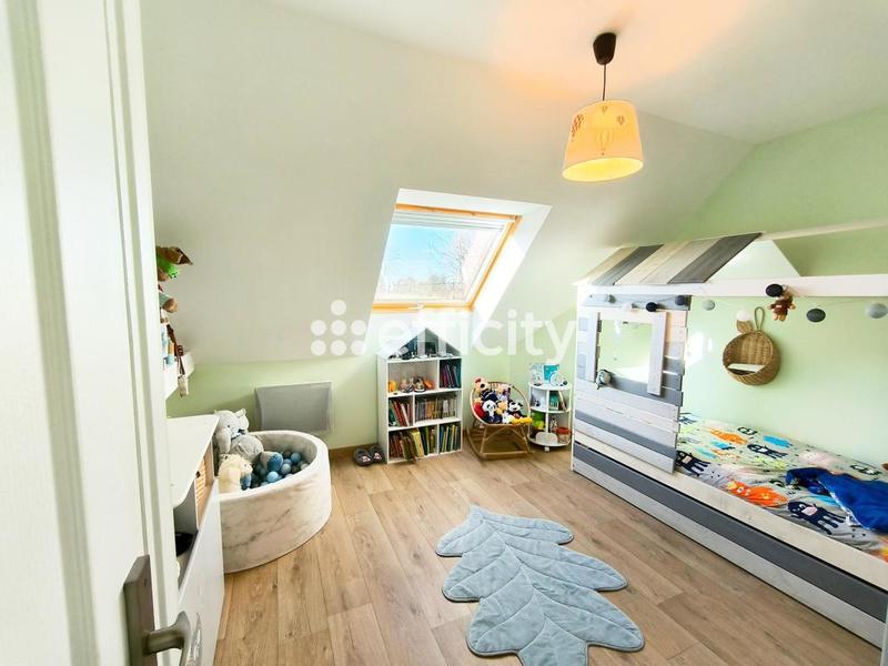 Maison - 135 m² - 8 pièces