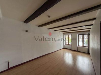 Appartement - 81 m² - 3 pièces