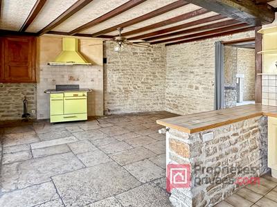 Maison - 168 m² - 11 pièces