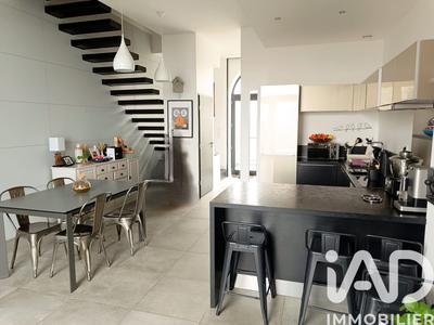 Appartement - 95 m² - 4 pièces