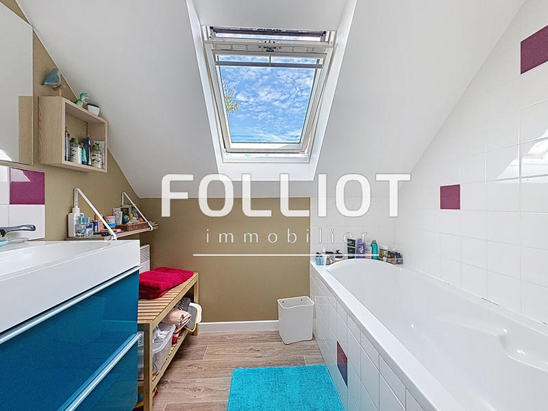 Maison - 142 m² - 7 pièces