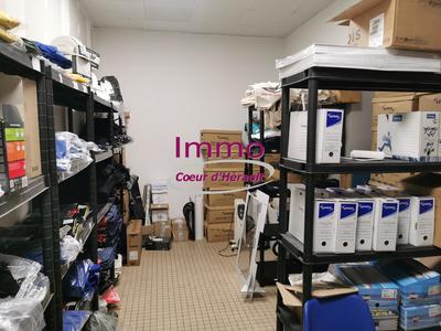 Local d'activités - 82 m²