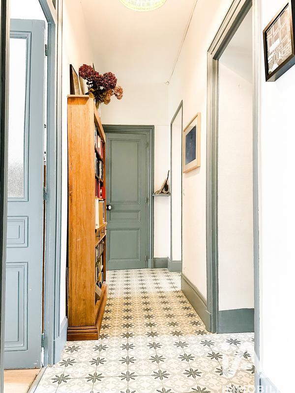 Appartement - 136 m² - 6 pièces