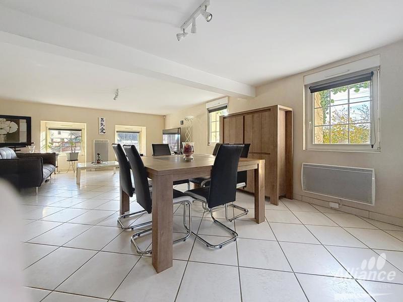 Appartement - 83 m² - 3 pièces