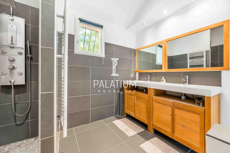 Maison - 133 m² - 5 pièces