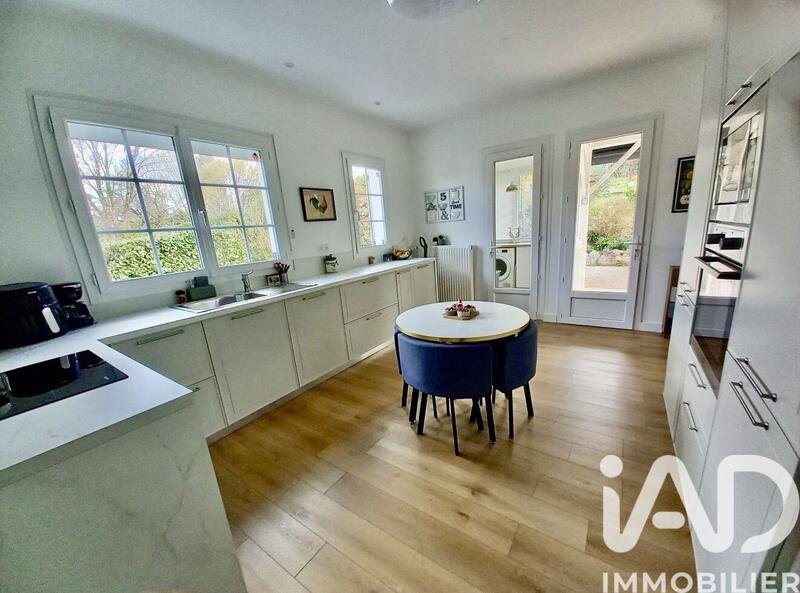 Maison - 136 m² - 5 pièces