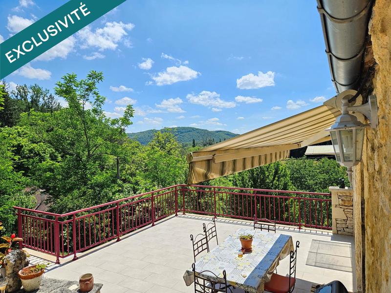 Maison - 190 m² - 7 pièces