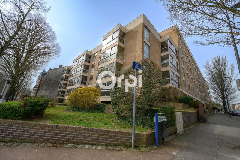 Studio - 46 m² - 1 pièce