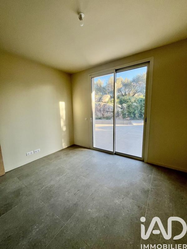 Maison - 220 m² - 8 pièces