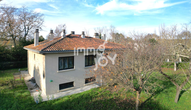 Maison - 127 m² - 6 pièces