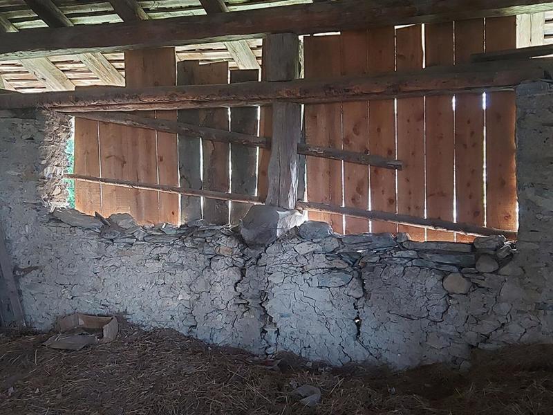 Grange - 159 m² - 2 pièces