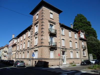 Appartement - 90 m² - 6 pièces