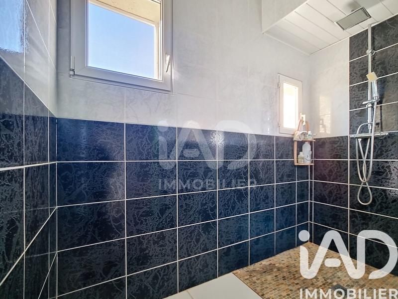 Maison - 186 m² - 5 pièces